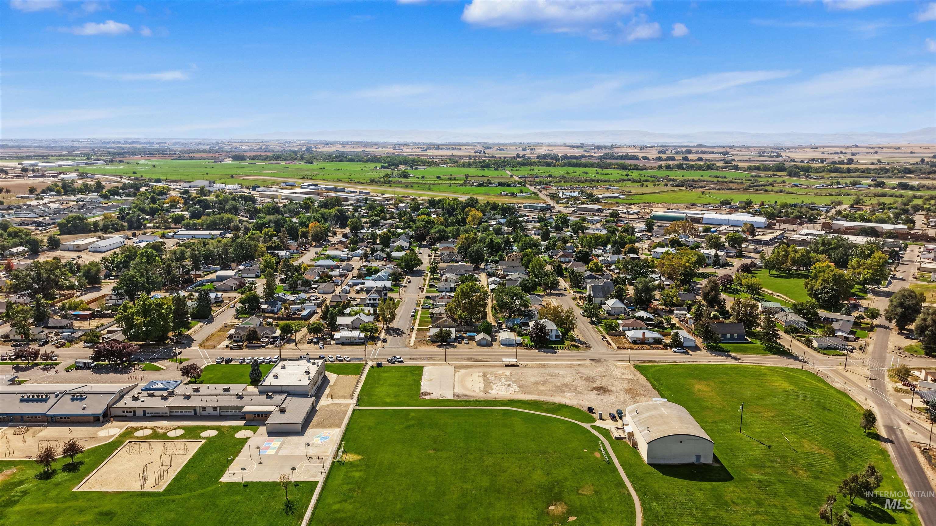 508 E Elm Ave, Parma, Idaho 83660, 5 Bedrooms, 4 Bathrooms, Residential For Sale, Price $699,900,MLS 99001881