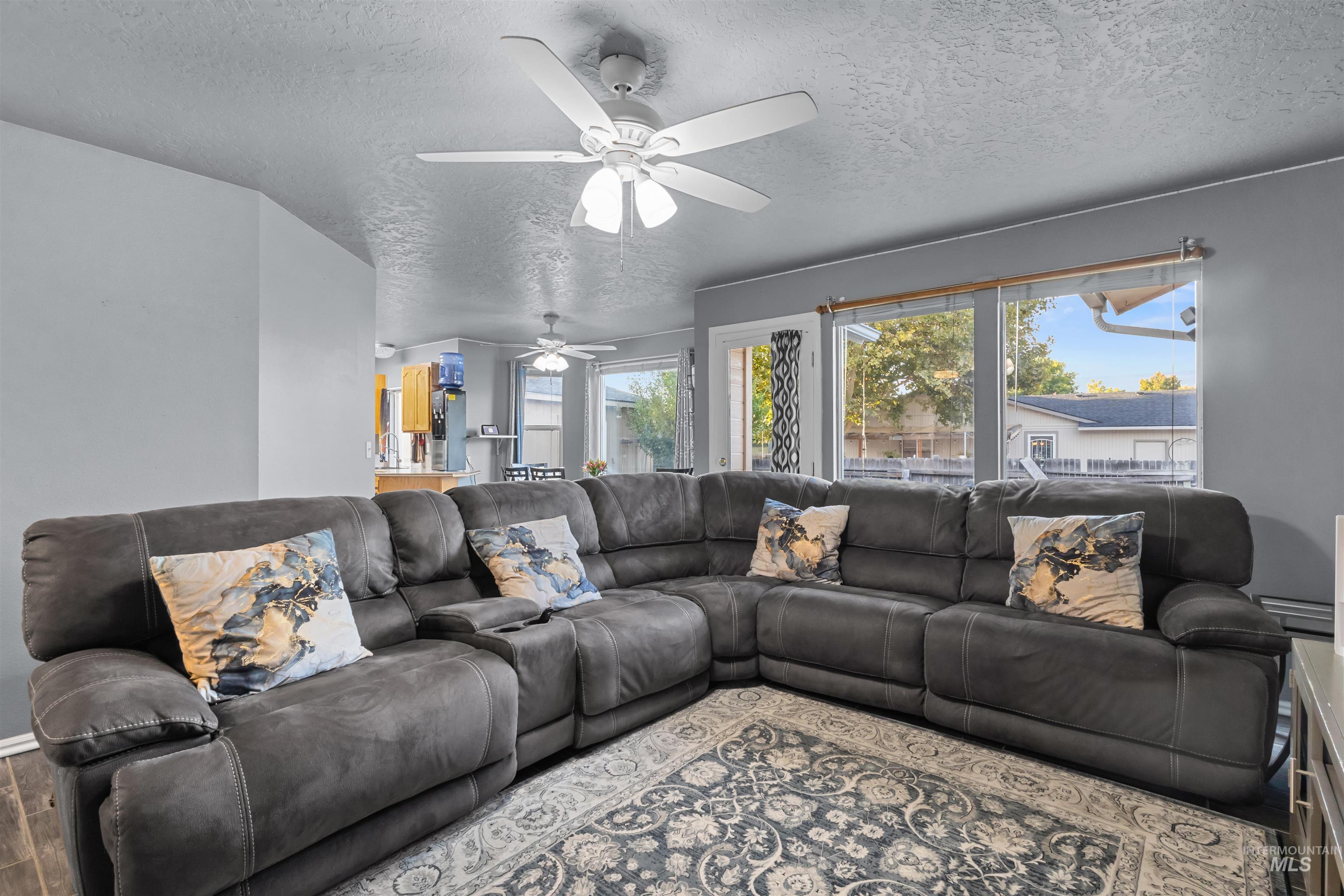 2096 NW 9th Place, Meridian, Idaho 83646, 3 Bedrooms, 2 Bathrooms, Residential For Sale, Price $399,000,MLS 99001883