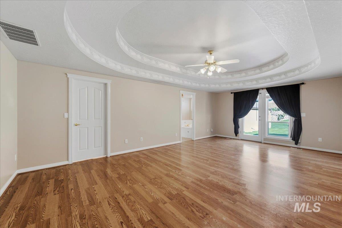 812 E Martinique, Meridian, Idaho 83642, 4 Bedrooms, 2.5 Bathrooms, Residential For Sale, Price $719,000,MLS 99001884