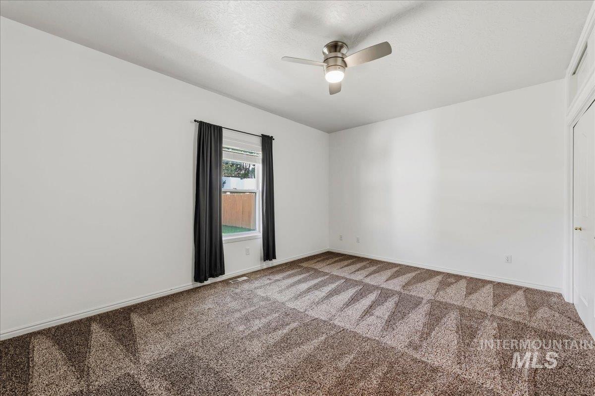 812 E Martinique, Meridian, Idaho 83642, 4 Bedrooms, 2.5 Bathrooms, Residential For Sale, Price $719,000,MLS 99001884