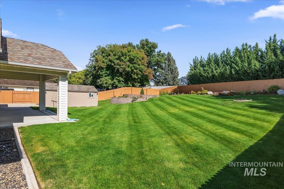 812 E Martinique, Meridian, Idaho 83642, 4 Bedrooms, 2.5 Bathrooms, Residential For Sale, Price $719,000,MLS 99001884