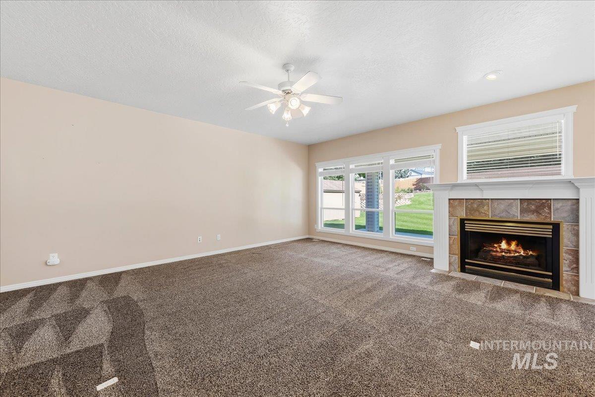 812 E Martinique, Meridian, Idaho 83642, 4 Bedrooms, 2.5 Bathrooms, Residential For Sale, Price $719,000,MLS 99001884