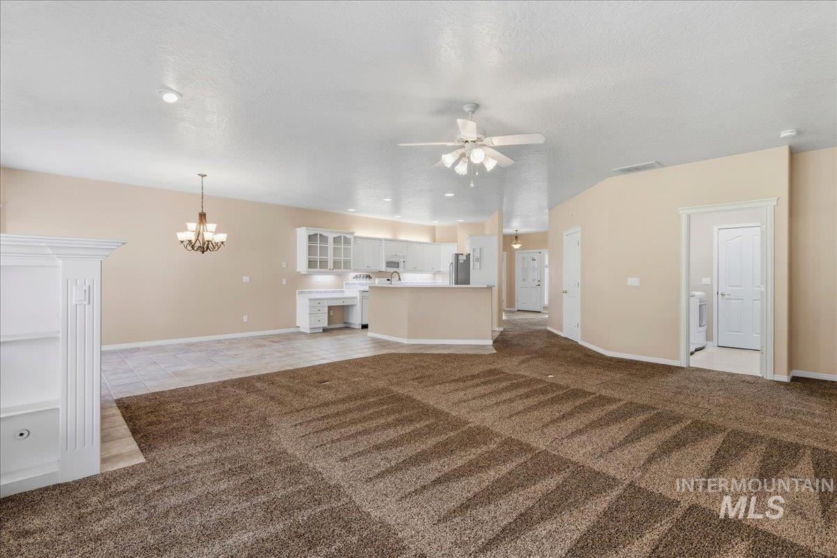 812 E Martinique, Meridian, Idaho 83642, 4 Bedrooms, 2.5 Bathrooms, Residential For Sale, Price $719,000,MLS 99001884