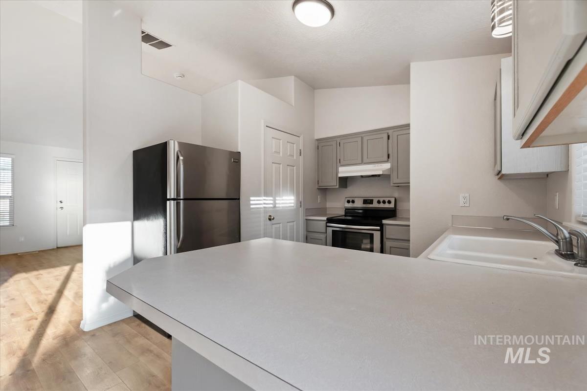 6244 N Alder Point Ave., Boise, Idaho 83714, 3 Bedrooms, 2 Bathrooms, Residential For Sale, Price $469,950,MLS 99001886