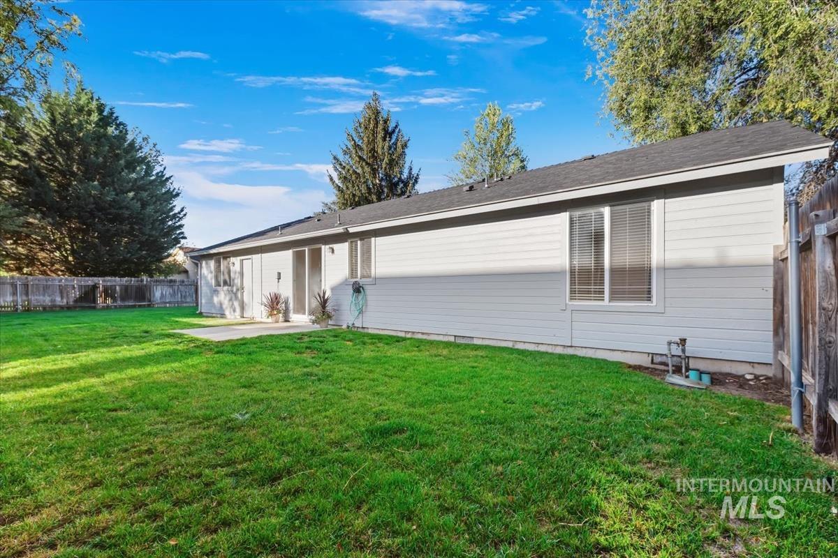 6244 N Alder Point Ave., Boise, Idaho 83714, 3 Bedrooms, 2 Bathrooms, Residential For Sale, Price $469,950,MLS 99001886