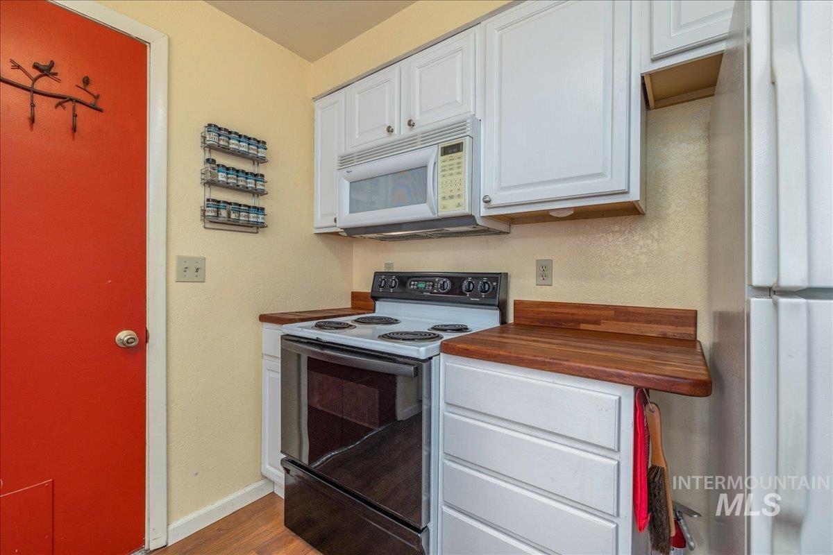 1339 W Carlton St, Meridian, Idaho 83642, 3 Bedrooms, 1 Bathroom, Residential For Sale, Price $359,900,MLS 99001891
