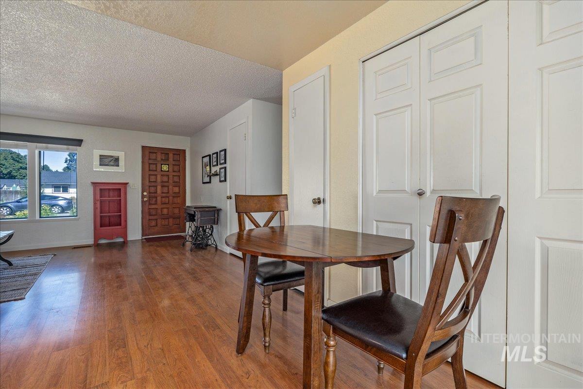 1339 W Carlton St, Meridian, Idaho 83642, 3 Bedrooms, 1 Bathroom, Residential For Sale, Price $359,900,MLS 99001891