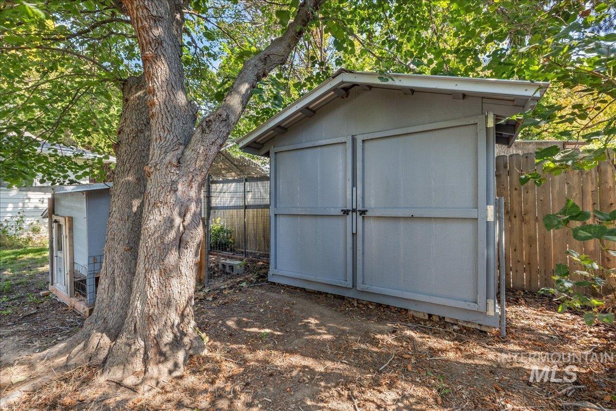 1339 W Carlton St, Meridian, Idaho 83642, 3 Bedrooms, 1 Bathroom, Residential For Sale, Price $359,900,MLS 99001891