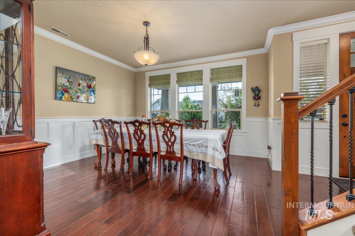 12621 S Carriage Hill Way, Nampa, Idaho 83686, 4 Bedrooms, 3.5 Bathrooms, Residential For Sale, Price $629,000,MLS 99001893