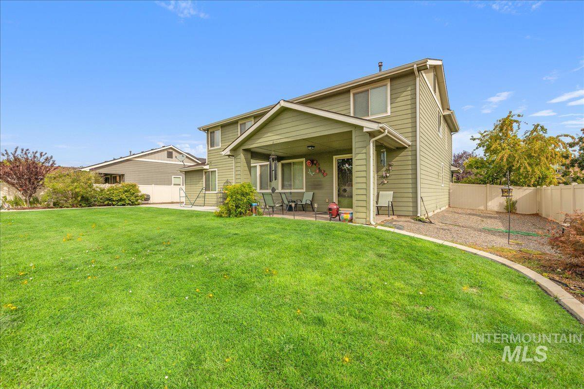 12621 S Carriage Hill Way, Nampa, Idaho 83686, 4 Bedrooms, 3.5 Bathrooms, Residential For Sale, Price $650,000,MLS 99001893