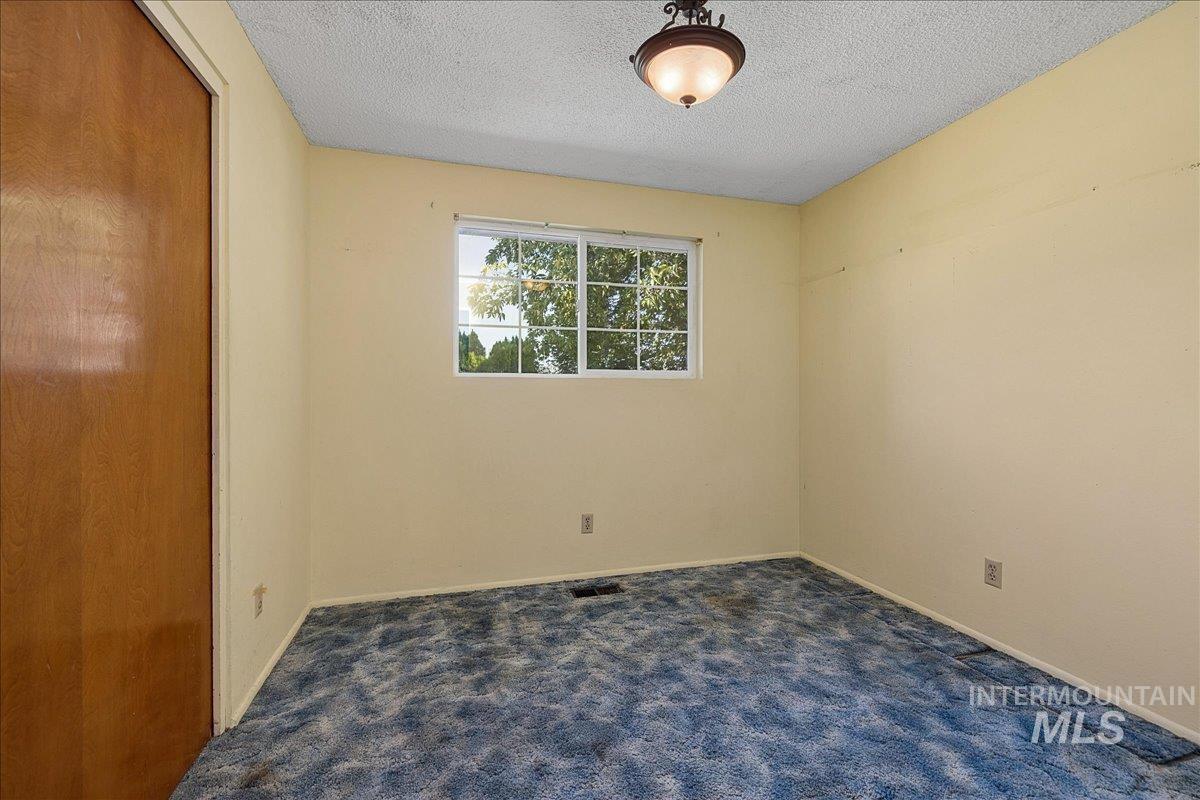 2530 S Cloverdale Rd, Boise, Idaho 83709, 3 Bedrooms, 1 Bathroom, Residential For Sale, Price $525,000,MLS 99001895