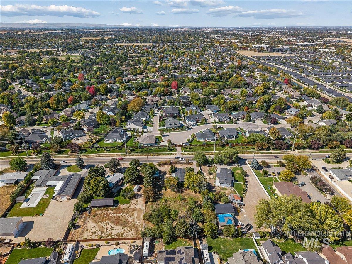 2530 S Cloverdale Rd, Boise, Idaho 83709, 3 Bedrooms, 1 Bathroom, Residential For Sale, Price $525,000,MLS 99001895