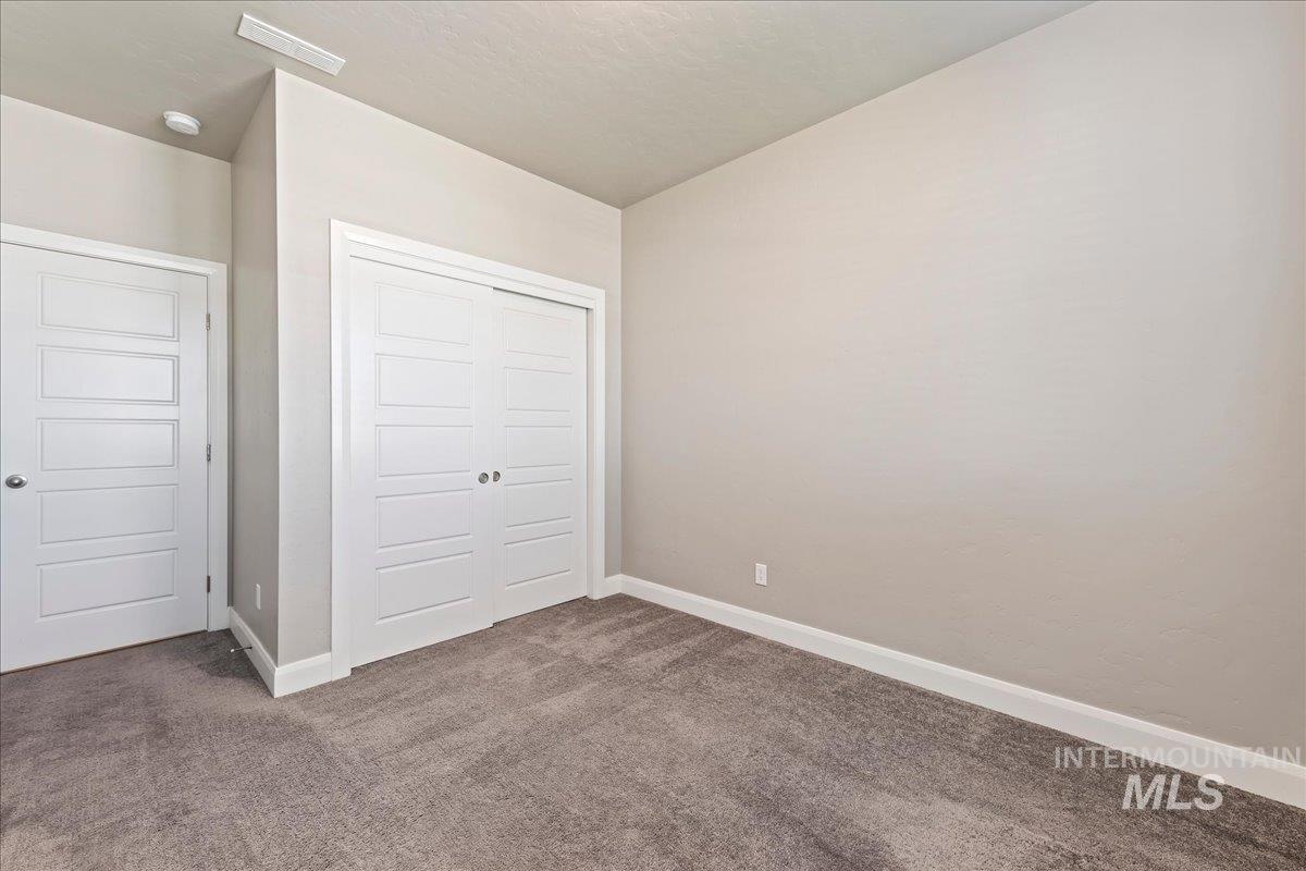 5705 W Daphne Dr, Meridian, Idaho 83646, 3 Bedrooms, 2 Bathrooms, Residential For Sale, Price $514,900,MLS 99001898