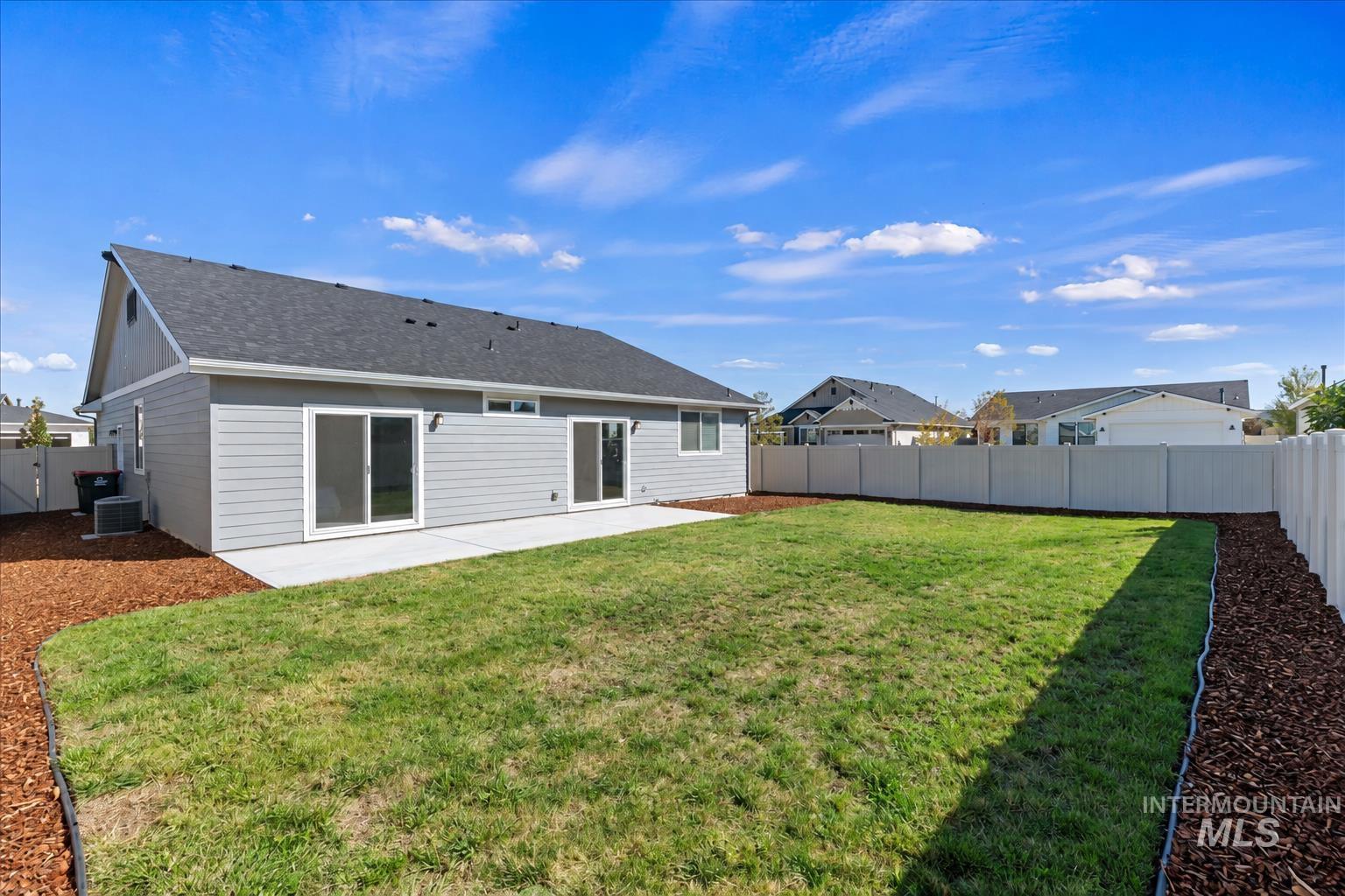 5705 W Daphne Dr, Meridian, Idaho 83646, 3 Bedrooms, 2 Bathrooms, Residential For Sale, Price $514,900,MLS 99001898