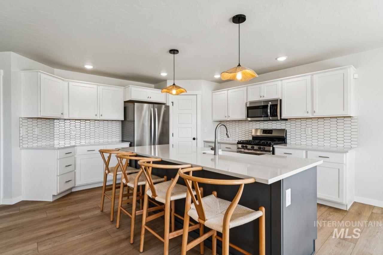 3539 W Zarea Dr, Meridian, Idaho 83642, 4 Bedrooms, 3 Bathrooms, Residential For Sale, Price $719,000,MLS 99001899