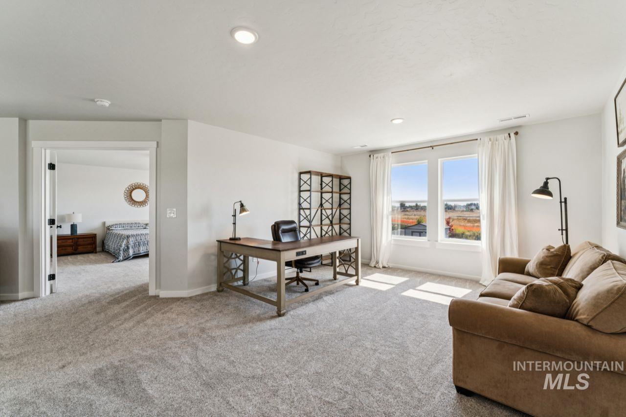 3539 W Zarea Dr, Meridian, Idaho 83642, 4 Bedrooms, 3 Bathrooms, Residential For Sale, Price $719,000,MLS 99001899