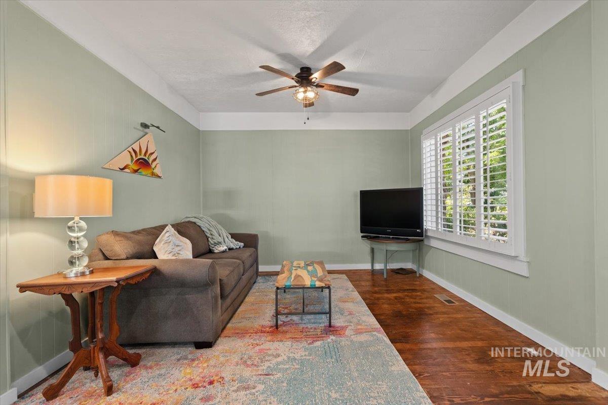 3516 N North Street, Boise, Idaho 83703, 3 Bedrooms, 2 Bathrooms, Residential For Sale, Price $484,900,MLS 99001900