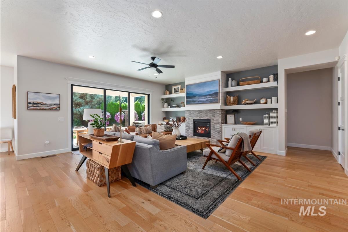 1657 N Iron Bello Pl, Eagle, Idaho 83616, 5 Bedrooms, 4.5 Bathrooms, Residential For Sale, Price $1,349,900,MLS 99001907