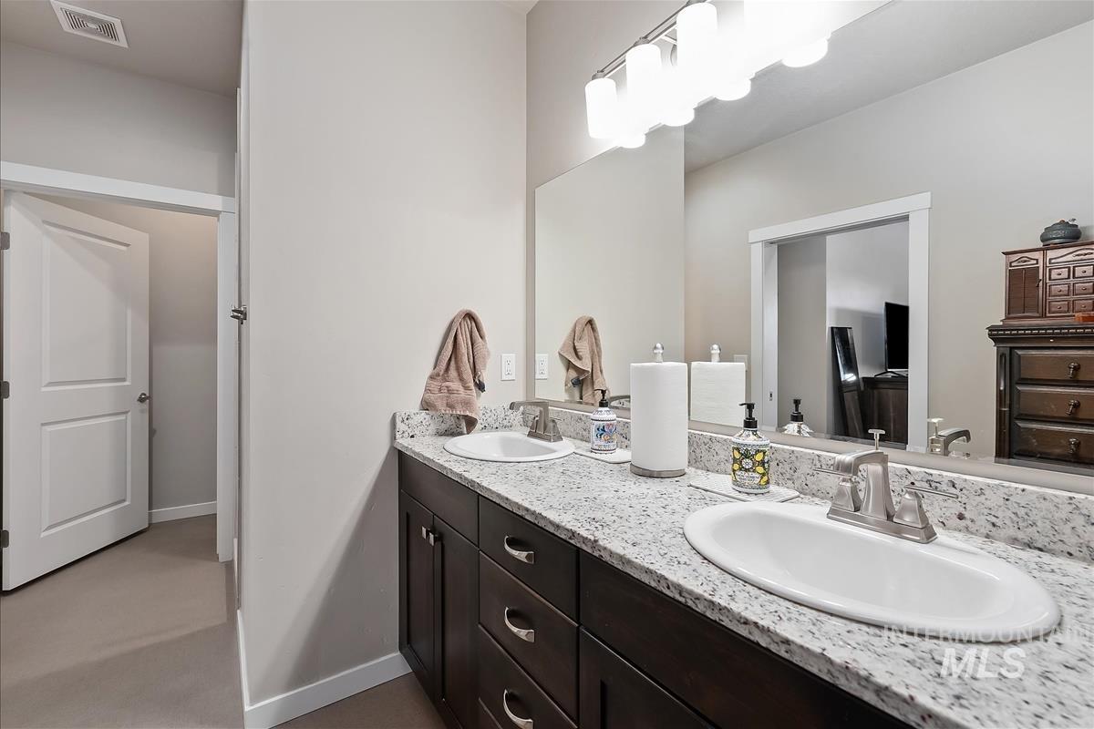 4265 E Bellina Ln, Meridian, Idaho 83642, 2 Bedrooms, 2 Bathrooms, Residential For Sale, Price $479,900,MLS 99001914