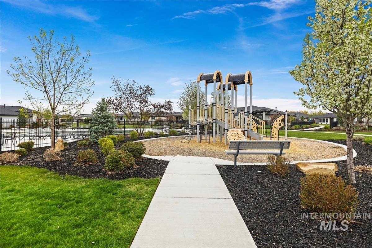 4265 E Bellina Ln, Meridian, Idaho 83642, 2 Bedrooms, 2 Bathrooms, Residential For Sale, Price $479,900,MLS 99001914
