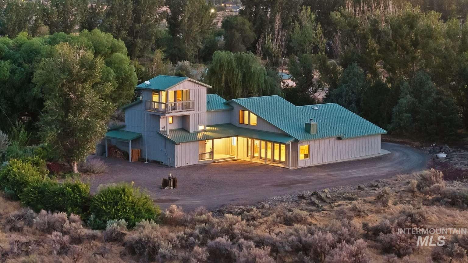 3540 China Ridge Dr, Kimberly, Idaho 83341, 4 Bedrooms, 5 Bathrooms, Residential For Sale, Price $815,000,MLS 99001915