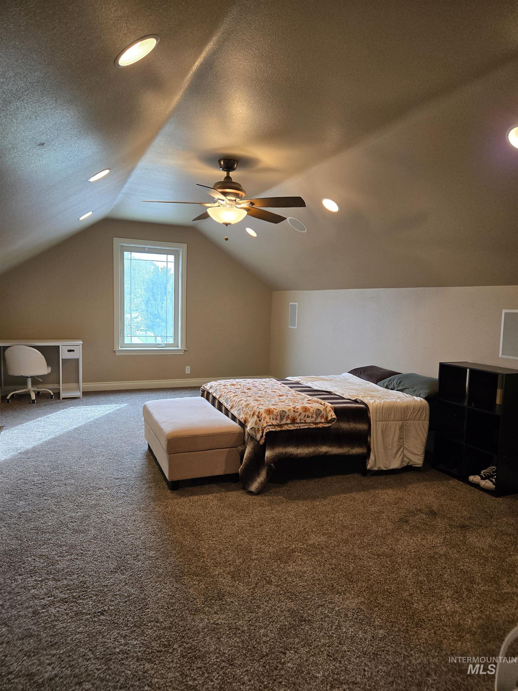 1633 Hickory Ave, Fruitland, Idaho 83619, 4 Bedrooms, 2 Bathrooms, Residential For Sale, Price $545,000,MLS 99001918