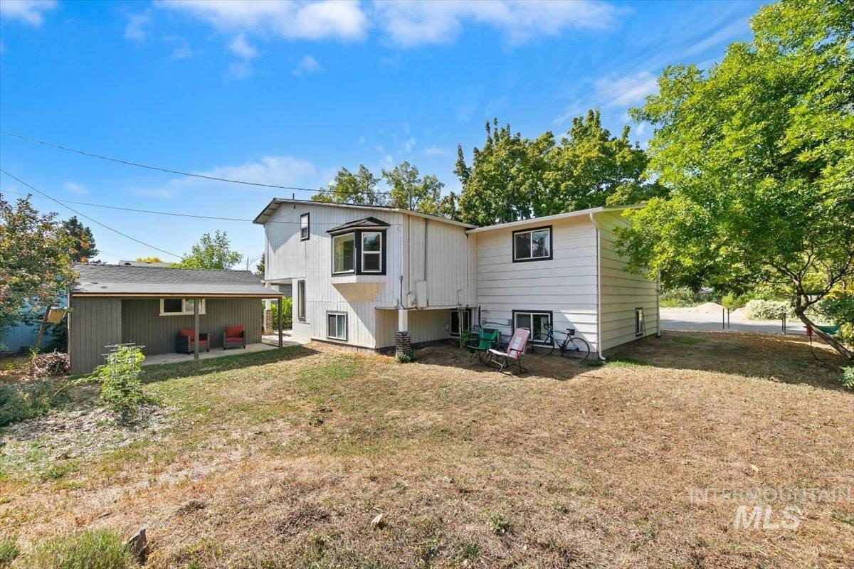 2000 N Fry St, Boise, Idaho 83704, 6 Bedrooms, 3 Bathrooms, Residential For Sale, Price $529,900,MLS 99001924