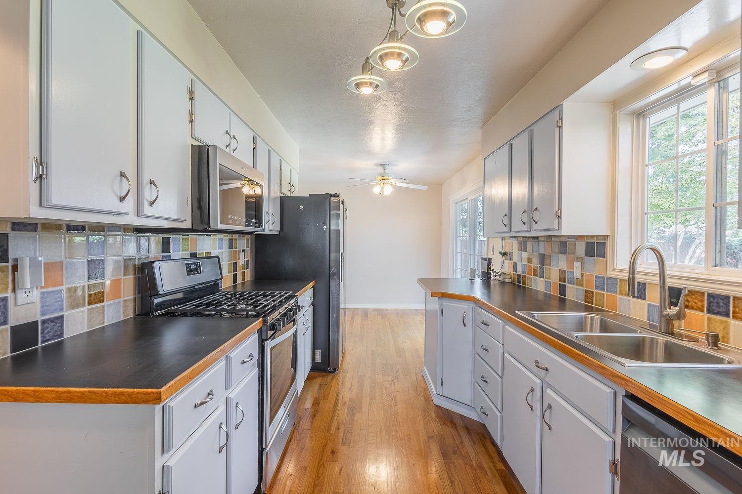 6000 Elkhorn Ave, Boise, Idaho 83709, 4 Bedrooms, 2 Bathrooms, Residential For Sale, Price $565,000,MLS 99001927