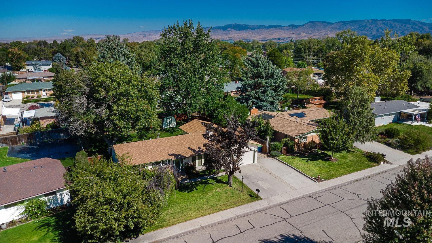 6000 Elkhorn Ave, Boise, Idaho 83709, 4 Bedrooms, 2 Bathrooms, Residential For Sale, Price $565,000,MLS 99001927