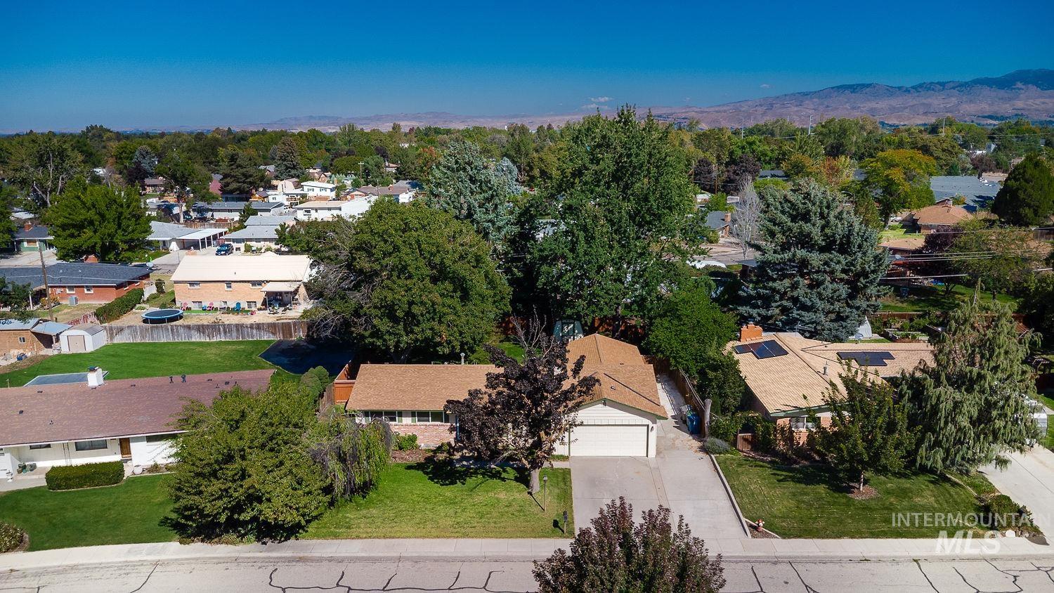 6000 Elkhorn Ave, Boise, Idaho 83709, 4 Bedrooms, 2 Bathrooms, Residential For Sale, Price $565,000,MLS 99001927