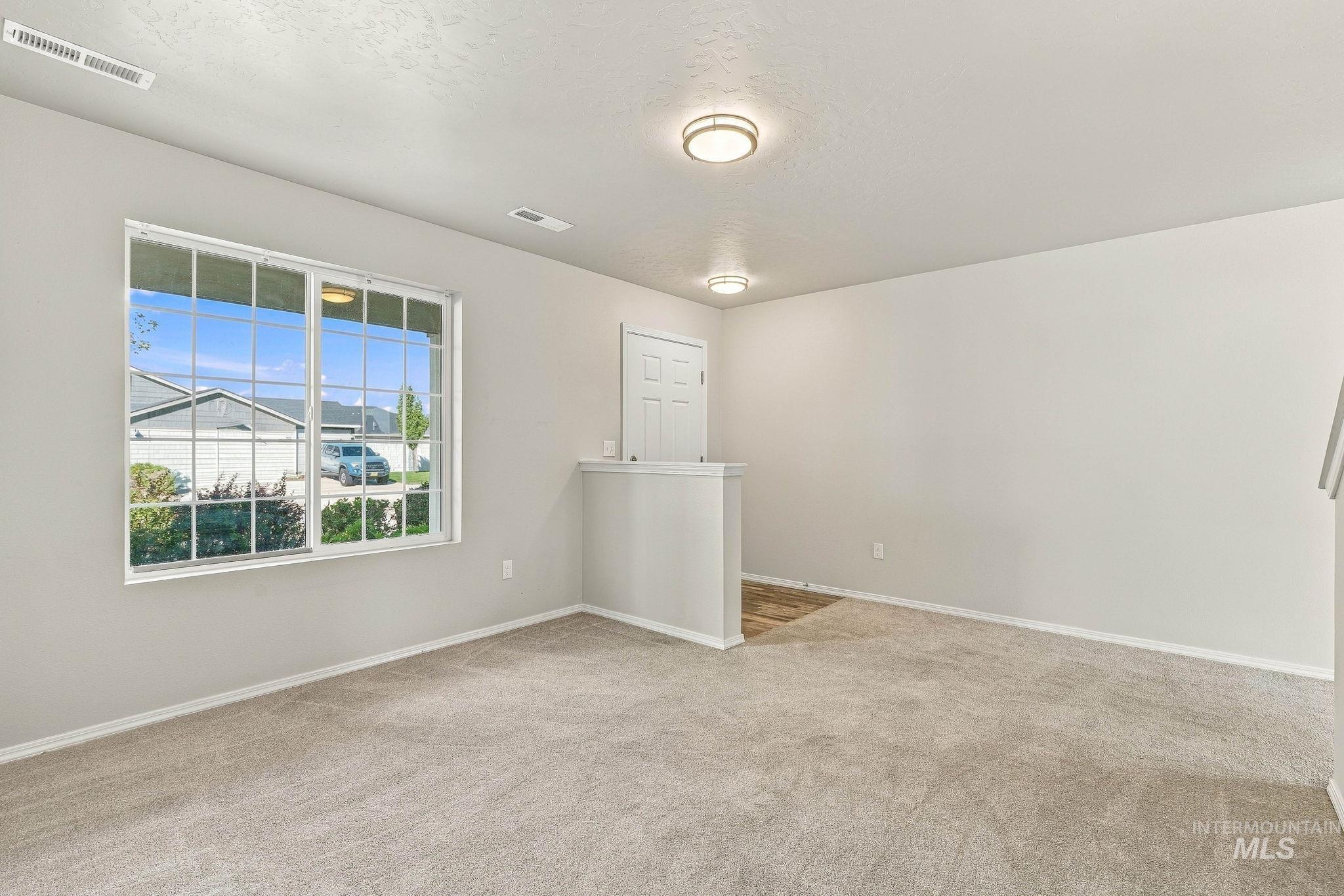 17796 E Pegram Way, Nampa, Idaho 83687, 5 Bedrooms, 2.5 Bathrooms, Residential For Sale, Price $469,990,MLS 99001928