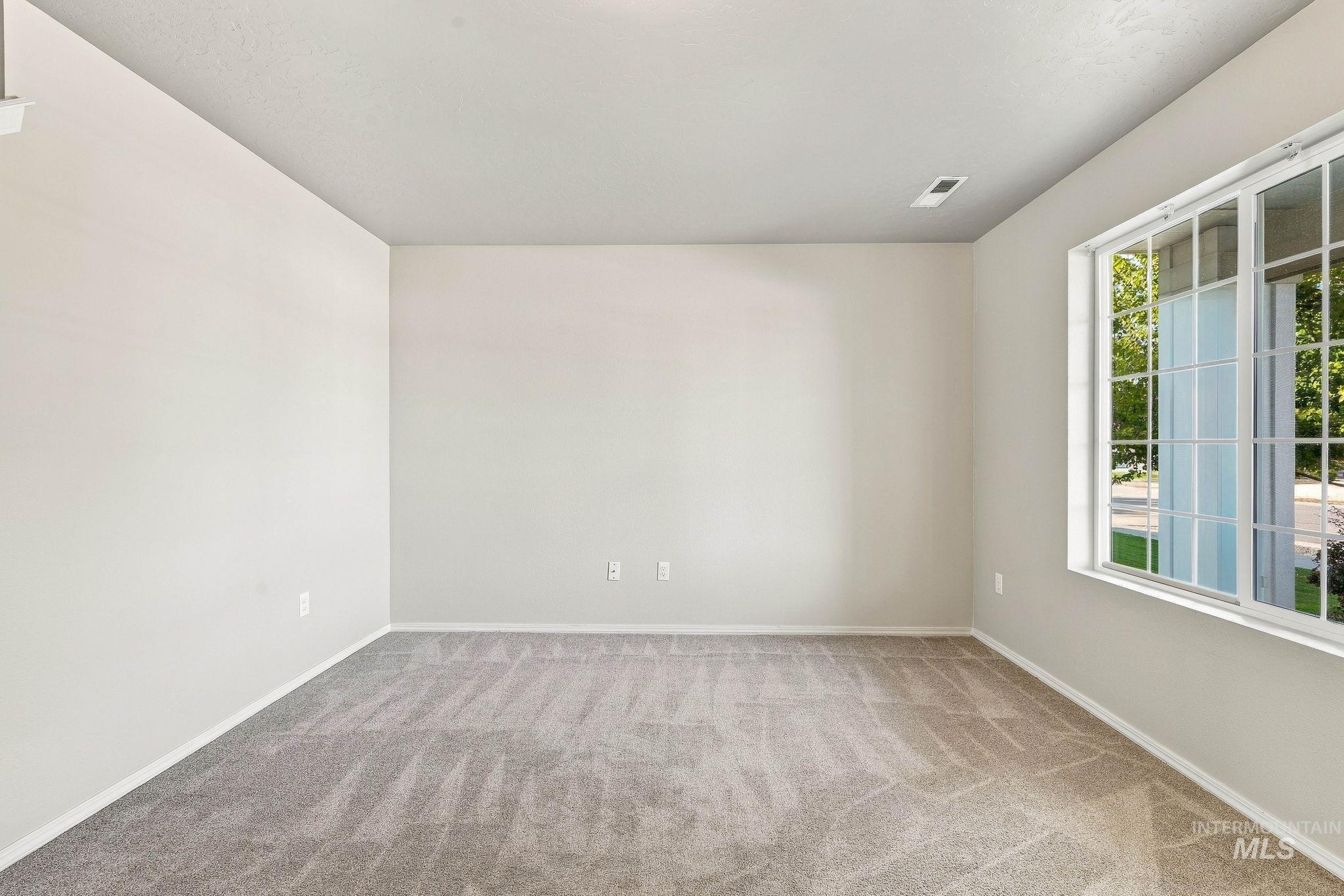 17796 E Pegram Way, Nampa, Idaho 83687, 5 Bedrooms, 2.5 Bathrooms, Residential For Sale, Price $469,990,MLS 99001928