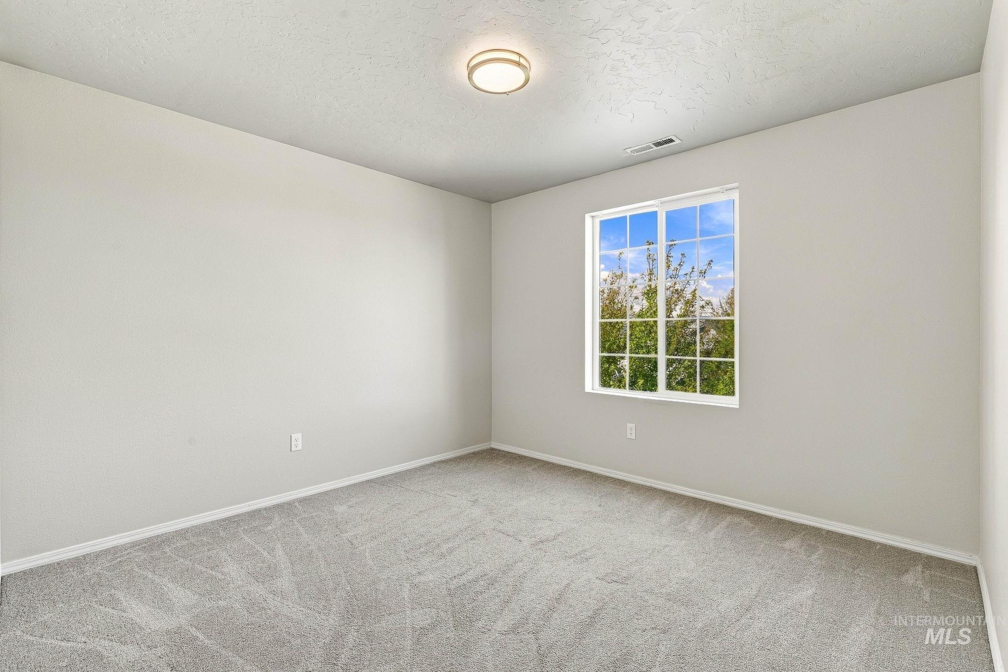 17796 E Pegram Way, Nampa, Idaho 83687, 5 Bedrooms, 2.5 Bathrooms, Residential For Sale, Price $469,990,MLS 99001928