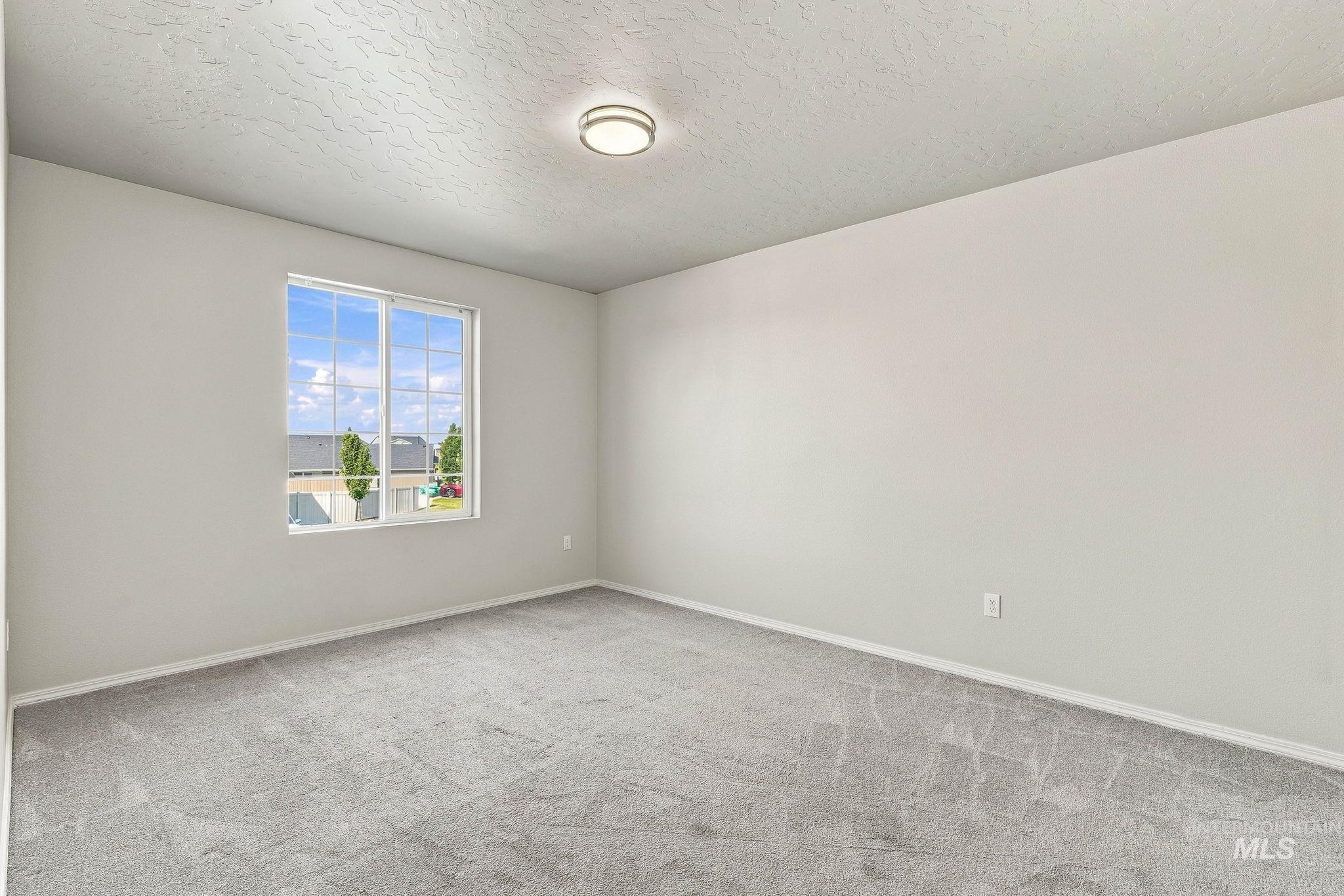 17796 E Pegram Way, Nampa, Idaho 83687, 5 Bedrooms, 2.5 Bathrooms, Residential For Sale, Price $469,990,MLS 99001928