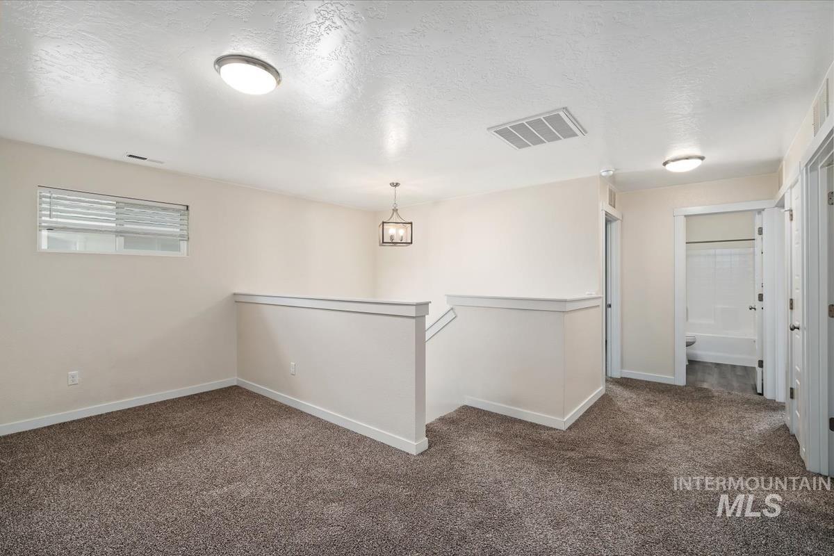 3061 W Silver River St, Meridian, Idaho 83646, 4 Bedrooms, 2.5 Bathrooms, Residential Income For Sale, Price $554,000,MLS 99001933