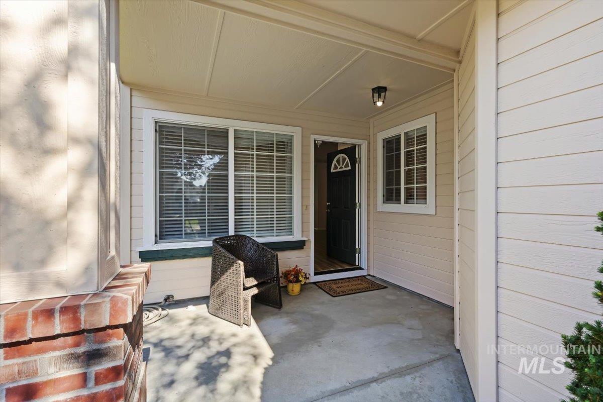 3308 W Moon Lake Lane, Meridian, Idaho 83646, 2 Bedrooms, 2 Bathrooms, Residential For Sale, Price $389,000,MLS 99001935