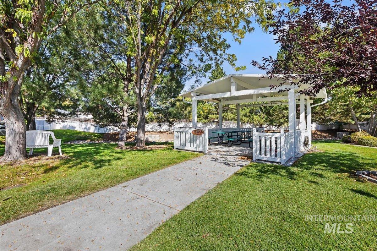 3308 W Moon Lake Lane, Meridian, Idaho 83646, 2 Bedrooms, 2 Bathrooms, Residential For Sale, Price $389,000,MLS 99001935