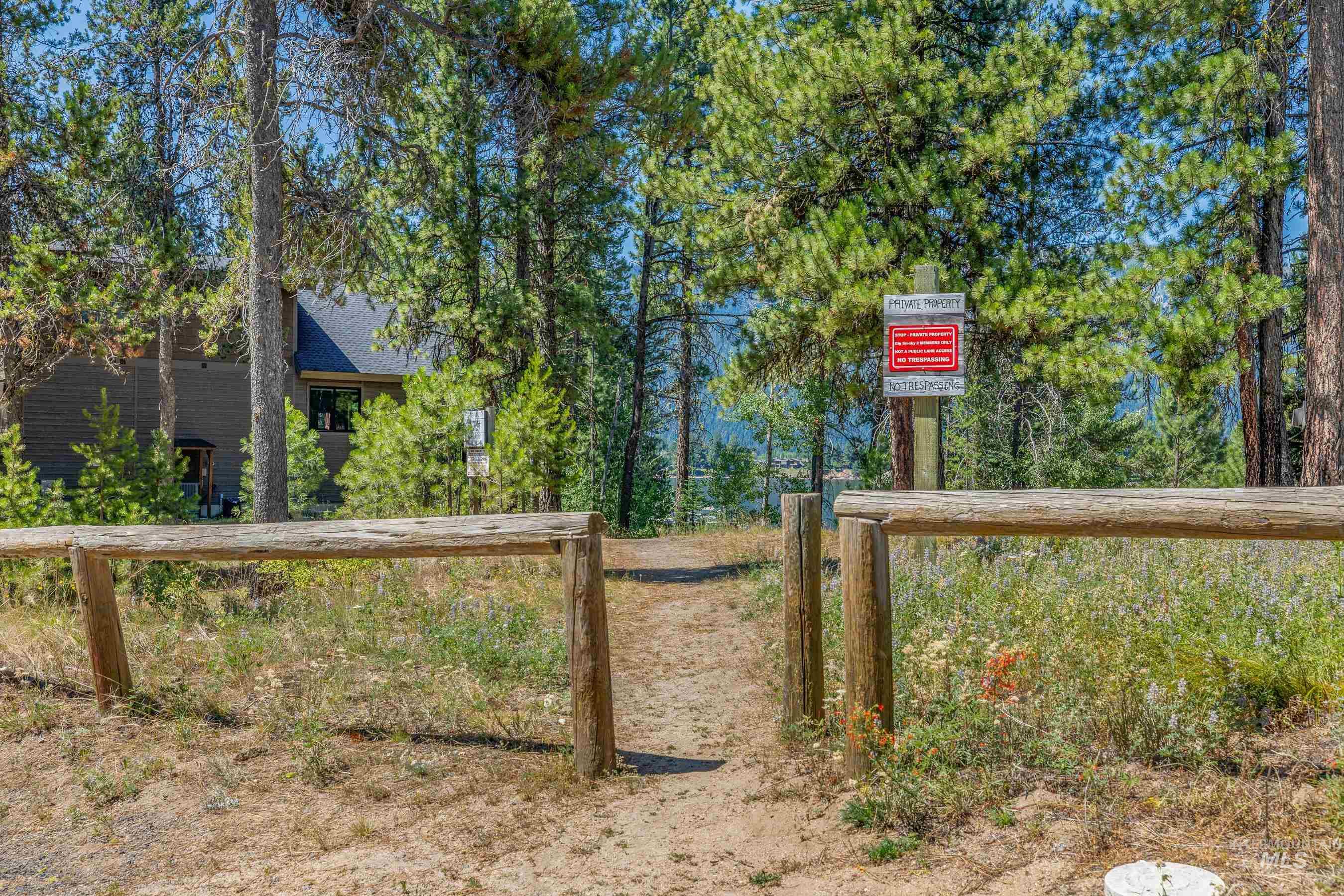 185 DeeDee, Donnelly, Idaho 83615, 2 Bedrooms, 2 Bathrooms, Residential For Sale, Price $399,000,MLS 99001945
