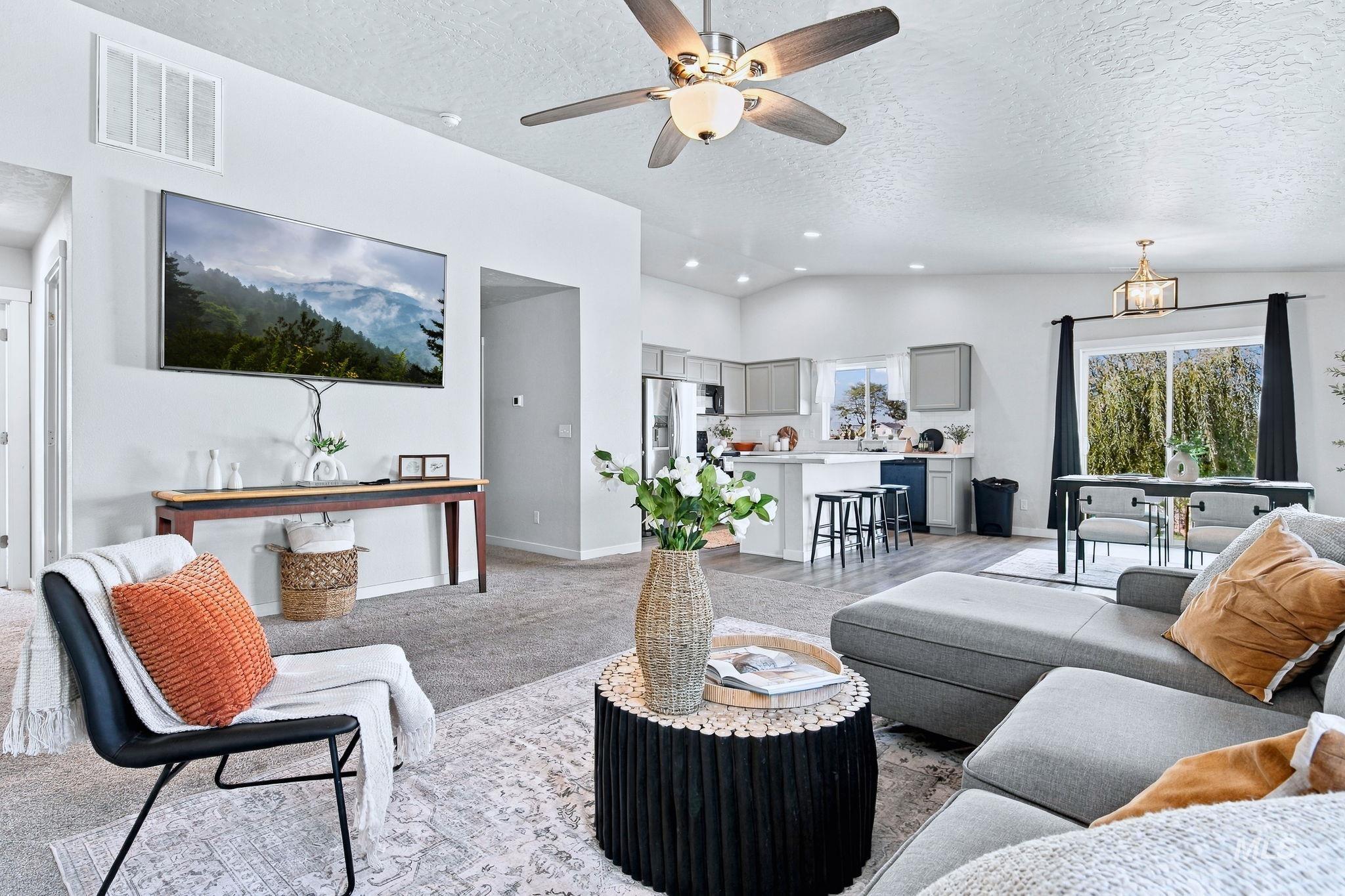 2359 N Thistle Dr, Kuna, Idaho 83634, 4 Bedrooms, 2 Bathrooms, Residential For Sale, Price $465,000,MLS 99001954