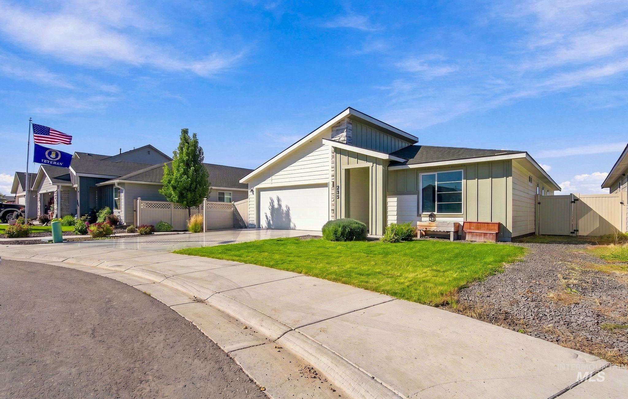 2359 N Thistle Dr, Kuna, Idaho 83634, 4 Bedrooms, 2 Bathrooms, Residential For Sale, Price $465,000,MLS 99001954