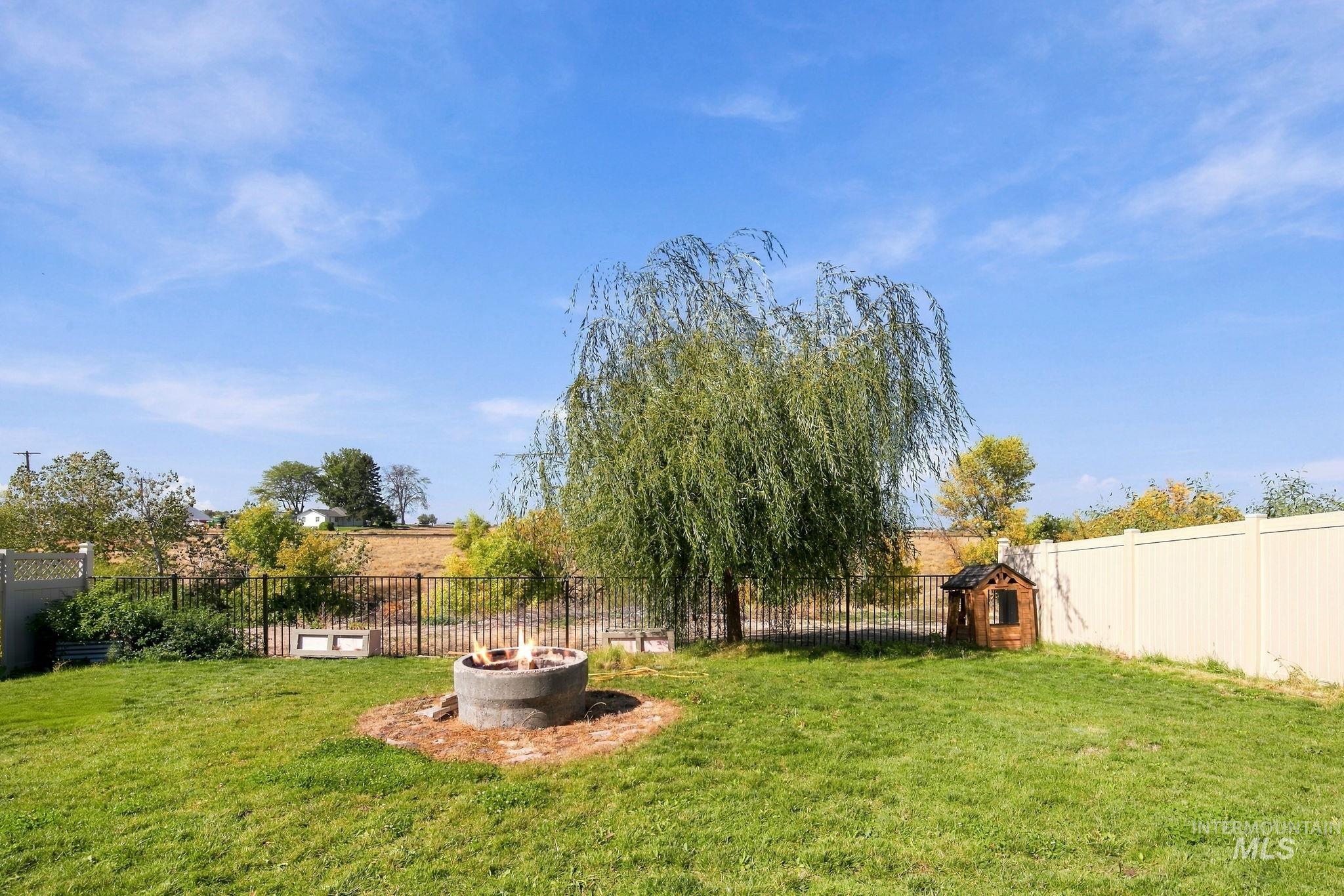 2359 N Thistle Dr, Kuna, Idaho 83634, 4 Bedrooms, 2 Bathrooms, Residential For Sale, Price $465,000,MLS 99001954