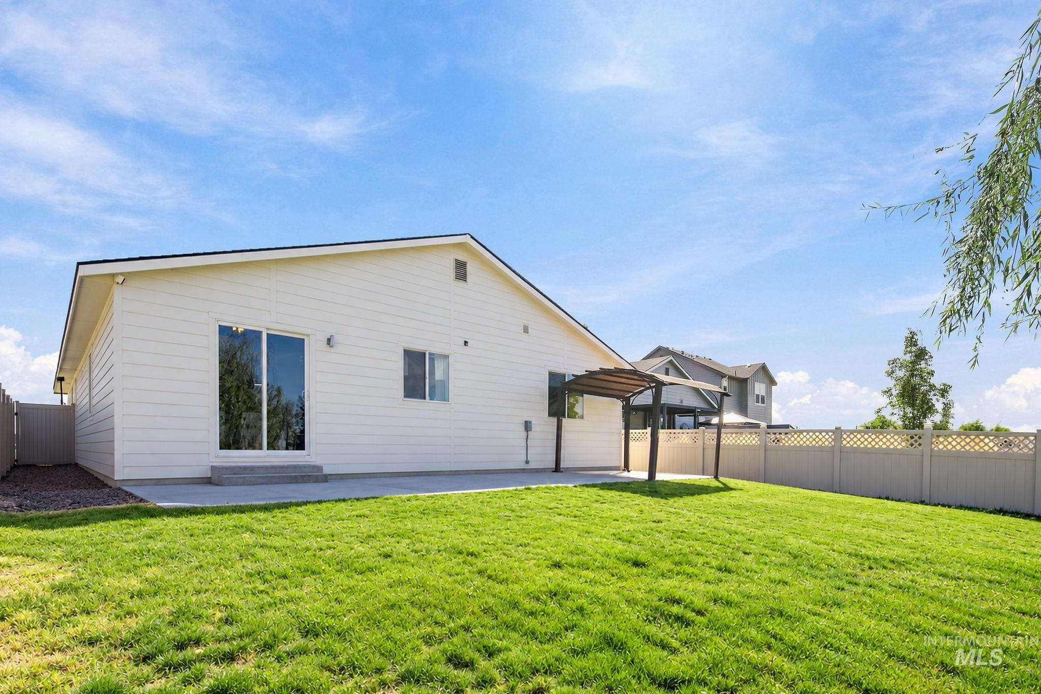 2359 N Thistle Dr, Kuna, Idaho 83634, 4 Bedrooms, 2 Bathrooms, Residential For Sale, Price $465,000,MLS 99001954