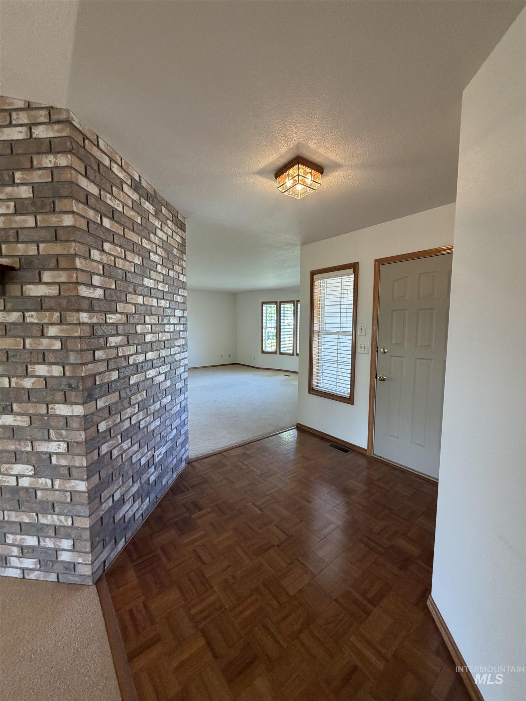 1865 Fairview St, Weiser, Idaho 83672, 3 Bedrooms, 2 Bathrooms, Residential For Sale, Price $470,000,MLS 99001958