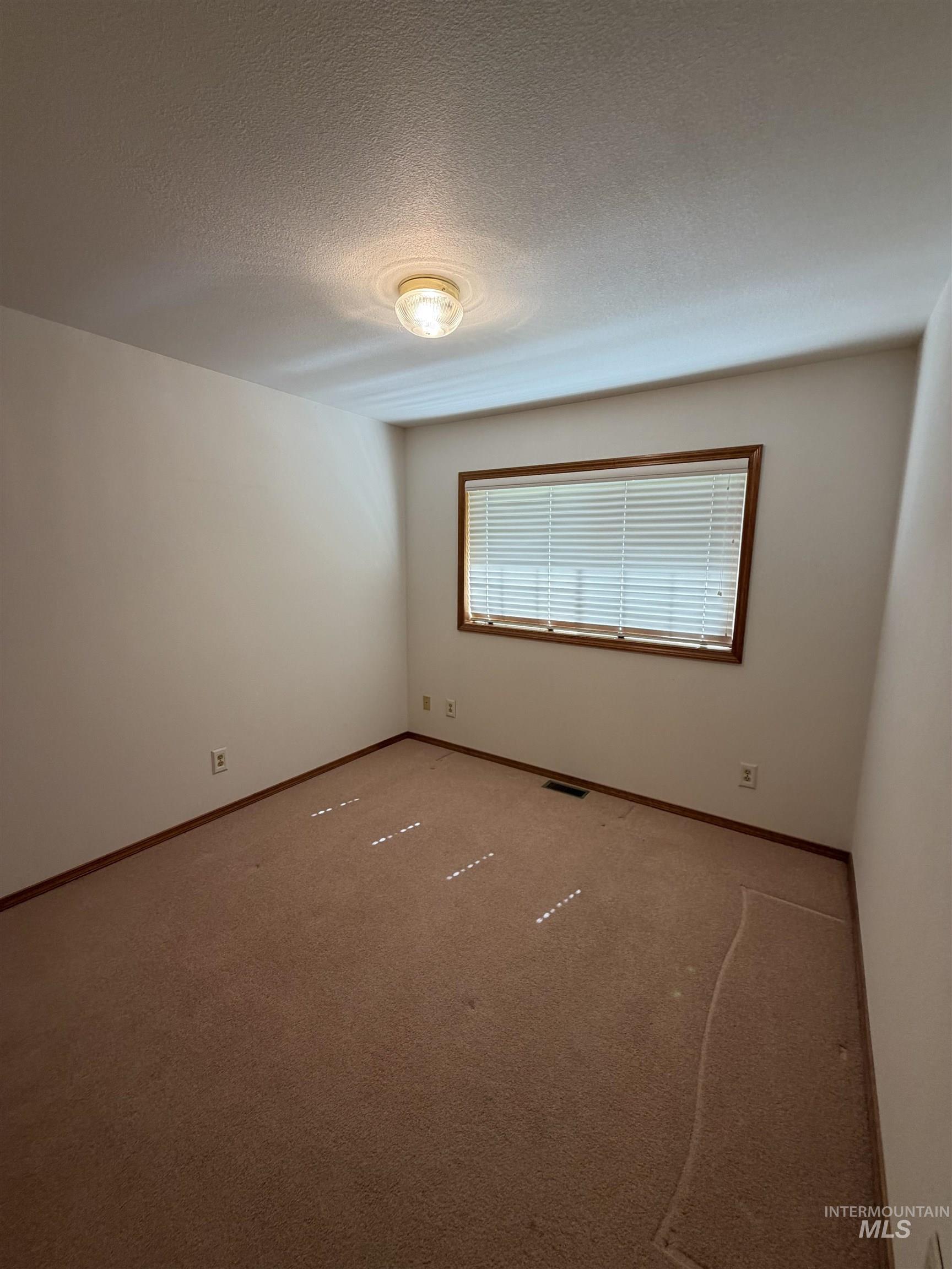 1865 Fairview St, Weiser, Idaho 83672, 3 Bedrooms, 2 Bathrooms, Residential For Sale, Price $470,000,MLS 99001958