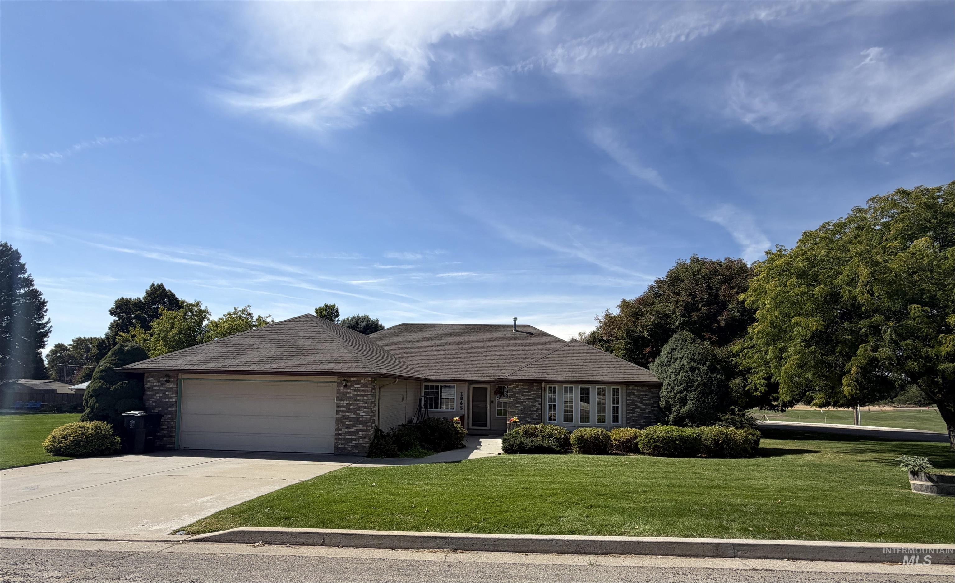 1865 Fairview St, Weiser, Idaho 83672, 3 Bedrooms, 2 Bathrooms, Residential For Sale, Price $470,000,MLS 99001958