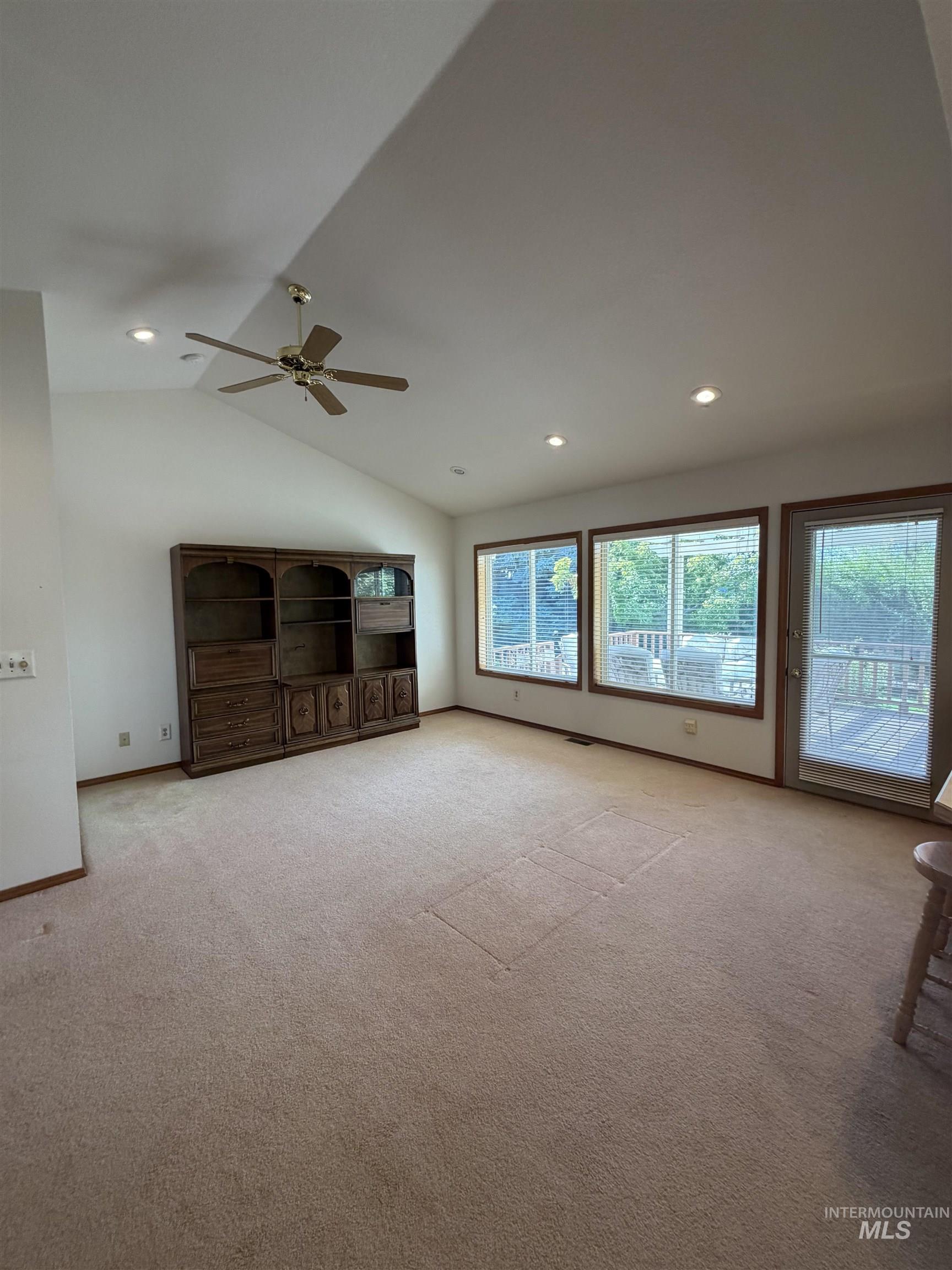 1865 Fairview St, Weiser, Idaho 83672, 3 Bedrooms, 2 Bathrooms, Residential For Sale, Price $470,000,MLS 99001958