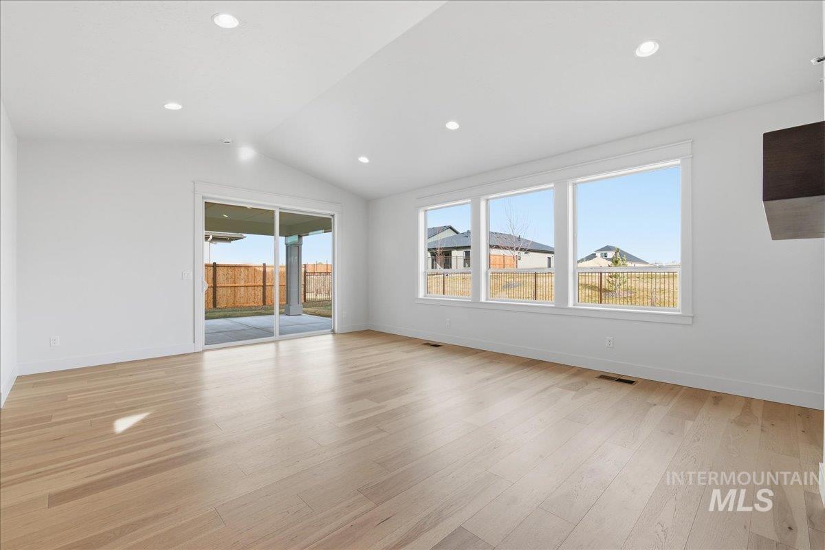 11381 W Lahinch Ln, Kuna, Idaho 83634, 3 Bedrooms, 2.5 Bathrooms, Residential For Sale, Price $689,900,MLS 99001959