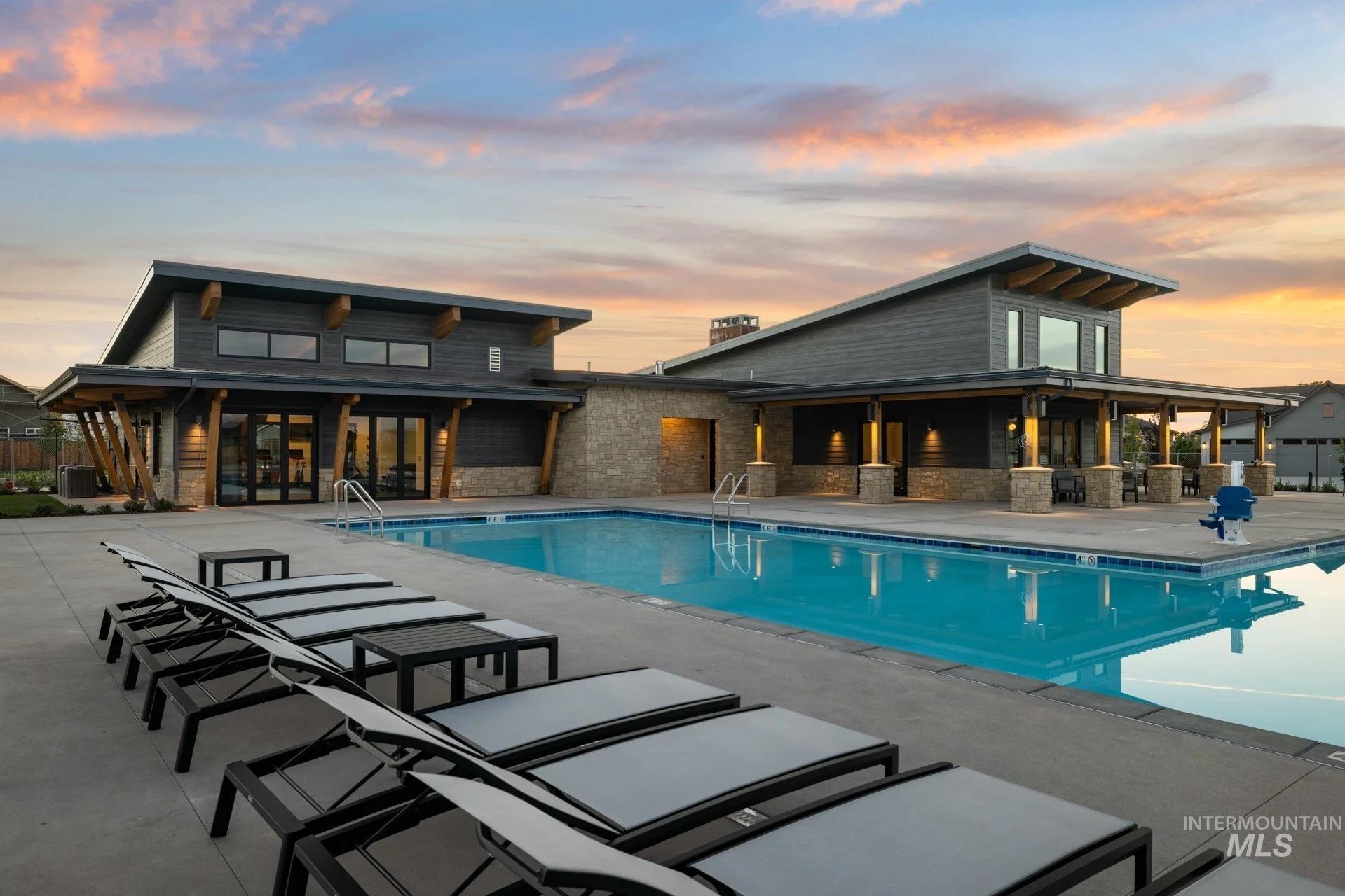 7655 W Meltwater Ln, Eagle, Idaho 83616, 4 Bedrooms, 2.5 Bathrooms, Residential For Sale, Price $1,175,000,MLS 99001972