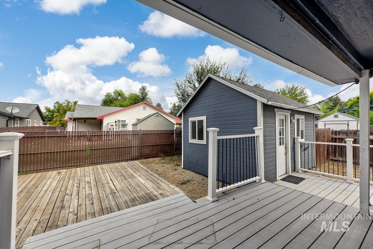 1216 W Dundee St, Boise, Idaho 83706, 3 Bedrooms, 1 Bathroom, Residential For Sale, Price $415,000,MLS 99001973