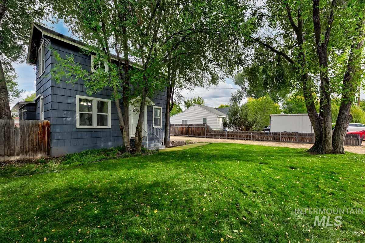 1216 W Dundee St, Boise, Idaho 83706, 3 Bedrooms, 1 Bathroom, Residential For Sale, Price $415,000,MLS 99001973